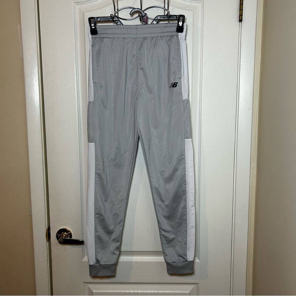 New Balance Boys' Sweatpants Athletic Gray Jogger Pants Breathable Track 14/16